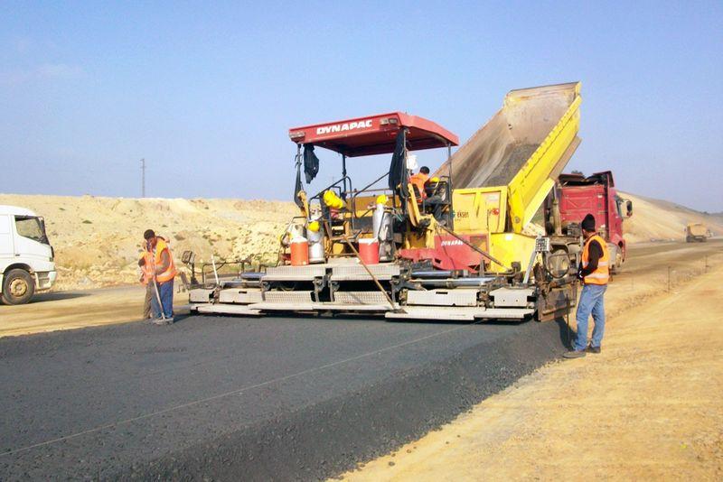 3. köprü güzergahına ilk asfalt döküldü