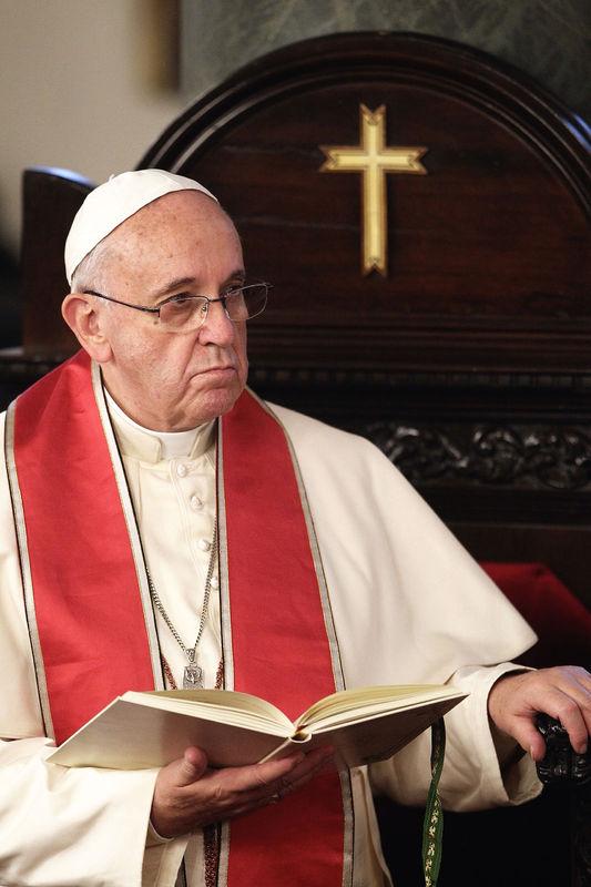 Papa, Fener Rum Patrikhanesi'ni ziyaret etti İZLE