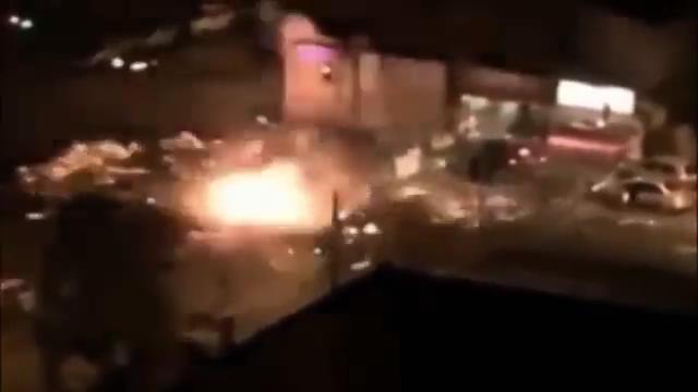 Şili'de helikopter itfaiye aracına çarptı