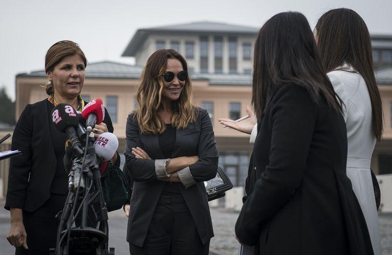 Hülya Avşar'dan Cumhurbaşkanlığı Sarayı yorumu