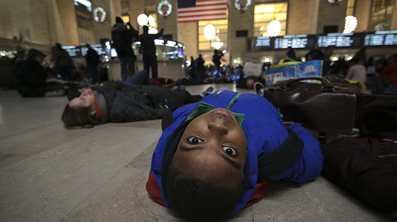 ABD'de polise tepki eylemlerinde 300 gözaltı