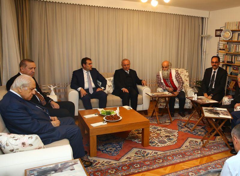 Erdoğan'dan Nuri Pakdil'e sürpriz ziyaret