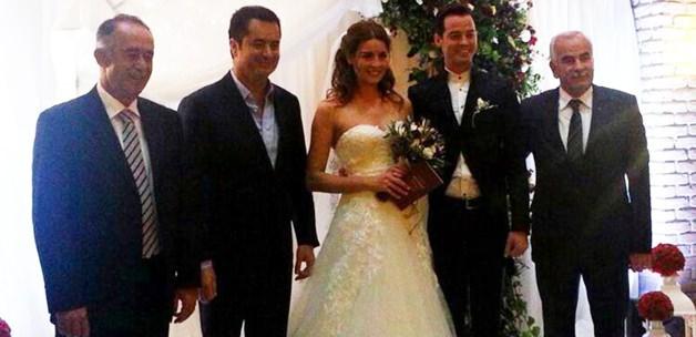 Alp Kırşan evlendi