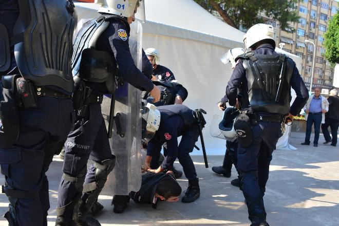 Adana'da polis müdahalesi İZLE