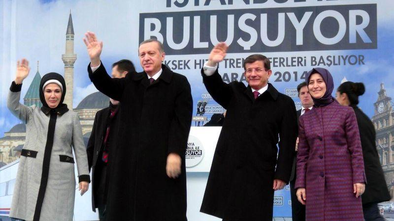Davutoğlu ile Erdoğan İstanbul-Konya YHT açılışında