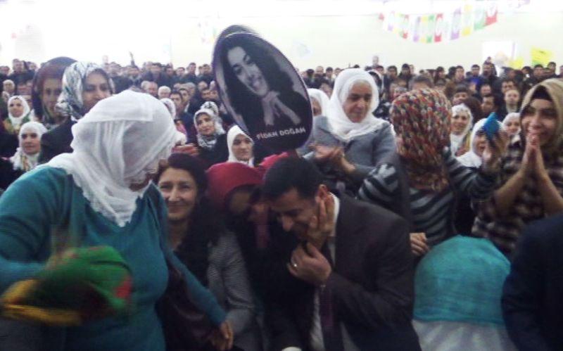 Selahattin Demirtaş Siirt'te zor anlar yaşadı