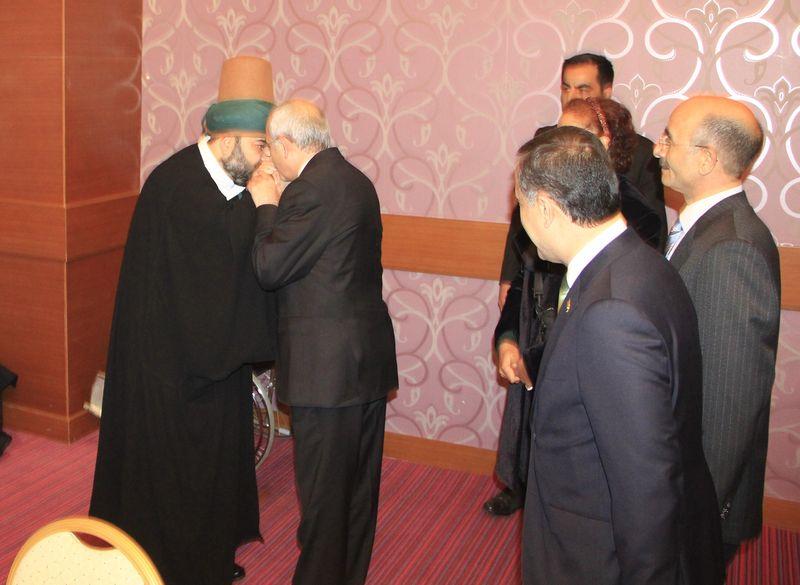 Kılıçdaroğlu Mevlevileri ziyaret etti