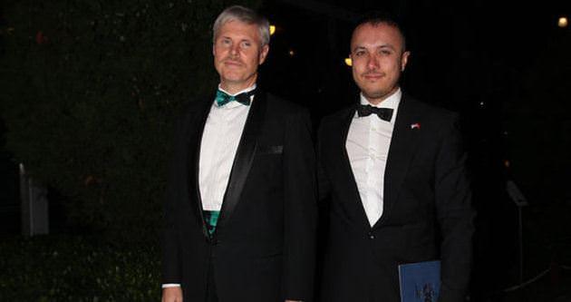 Charles F. Hunter ve Ramadan Çaysever’in resmi davetiyesi