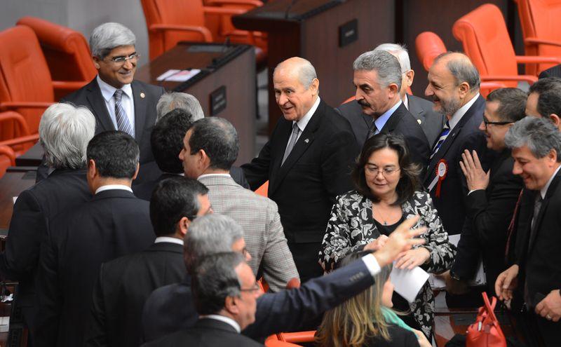 Baykal ve Bahçeli'nin yol verme diyaloğu