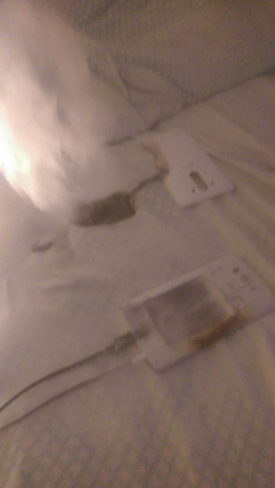 LG'nin akıllı telefonu G3 patladı