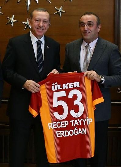 Albayrak'tan Cumhurbaşkanlığı Sarayı esprisi