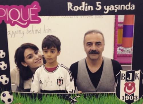 Beren Saat Rodin'i yalnız bırakmadı