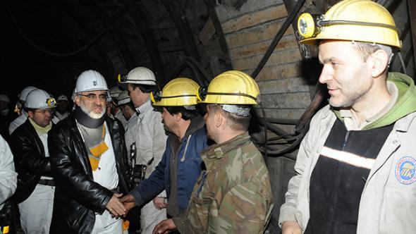 Taner Yıldız yeni yıla madencilerle birlikte girdi