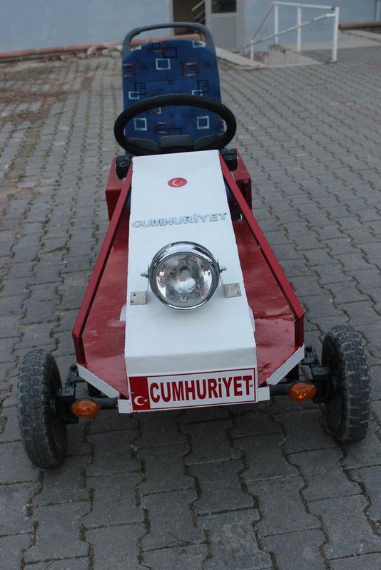 Denizli'de 5 ayrı elektrikli araç üretildi