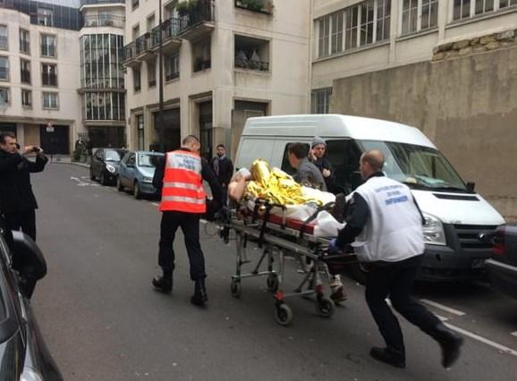 Paris'te mizah dergisine saldırı İZLE