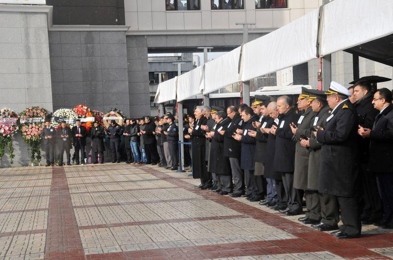 Şehit polis Kenan Kumaş için tören düzenlendi