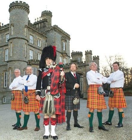 16 Türk devletine ait askeri kıyafetler Hürriyet'i rahatsız etti