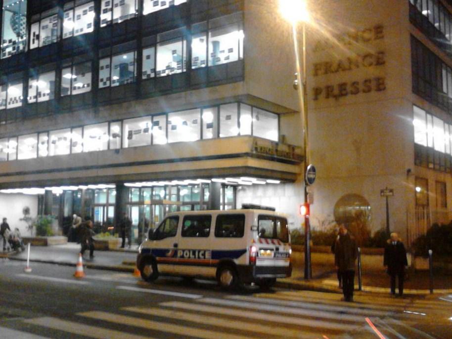 Fransa'da güvenlik önlemleri olağanüstü düzeyde İZLE