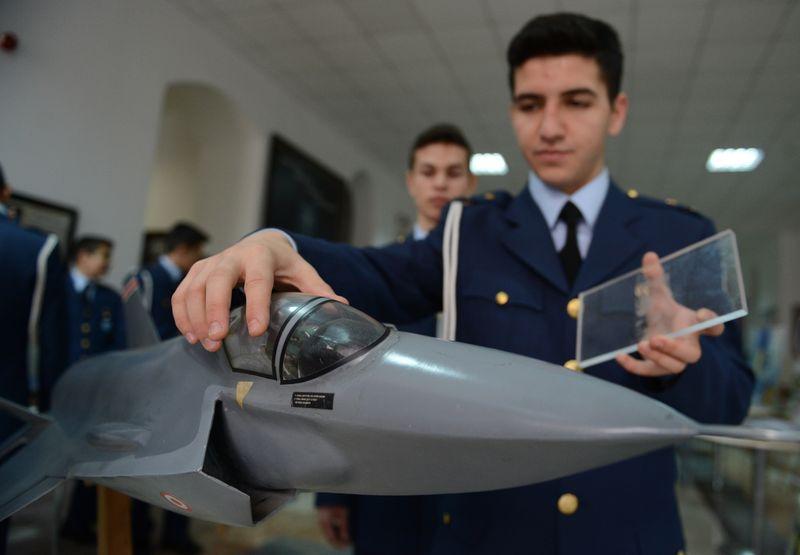 Bursa'da radyasyondan koruyucu kumaş üretildi