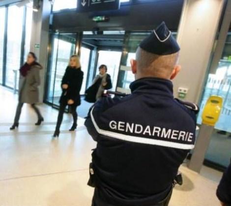 Fransa'da güvenlik önlemleri olağanüstü düzeyde İZLE