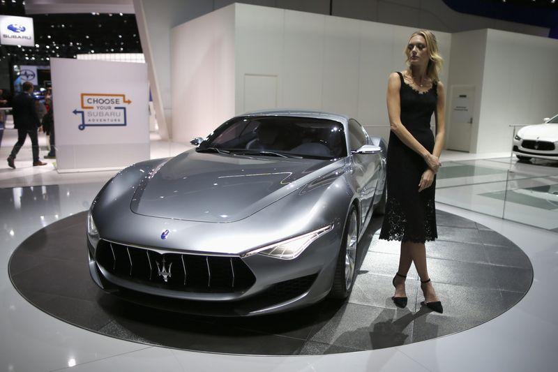 2015 Detroit Auto Show kapılarını açtı