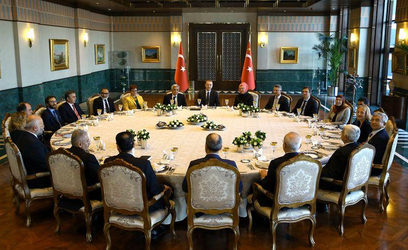 Erdoğan'ın Cumhurbaşkanlığı Sofrası daveti