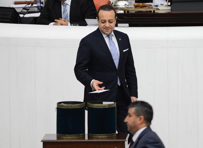 Rakamlarla Yüce Divan oylaması