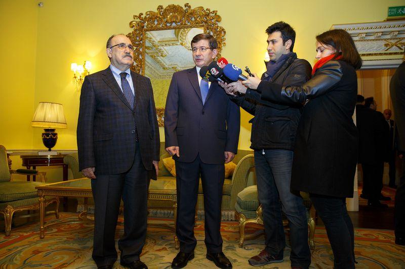 Davutoğlu'ndan Yüce Divan oylamasına ilk değerlendirme