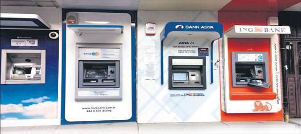 ATM'leri parçalayanlar Bank Asya'ya dokunmadı