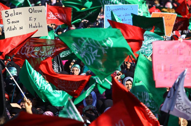 Diyarbakır'da Peygamber'e saygı mitingi