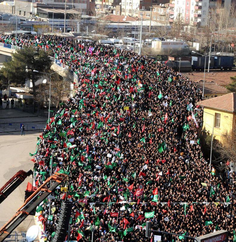 Diyarbakır'da Peygamber'e saygı mitingi
