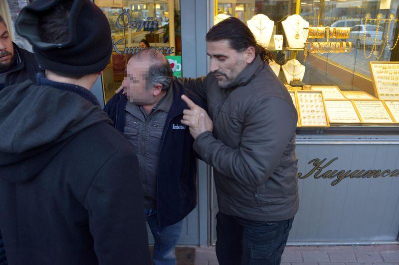 Polis yanlış kişileri yakalayınca dolandırıcılar kaçtı