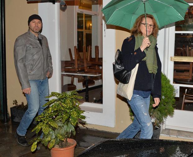 Demir Demirkan'a yağmur vız geldi