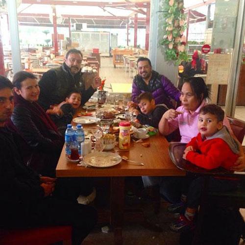 Çağla ile Emre tatilleri de ayırdı