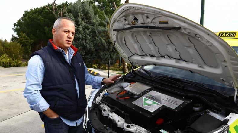 İstanbul'da ilk elektrikli taksi trafiğe çıktı