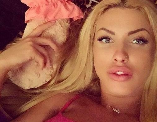 Kızının çıplak pozlarını gören baba intihar etti