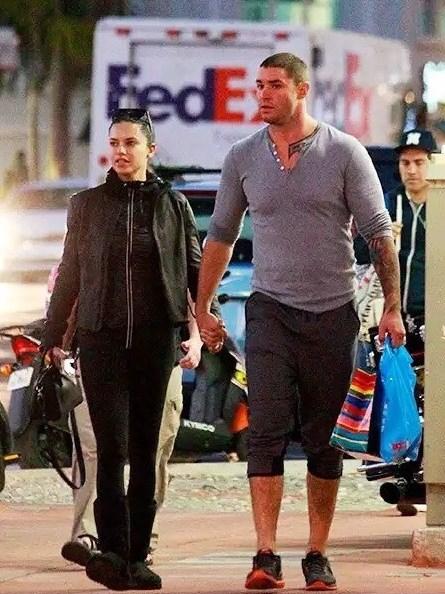 Adriana Lima sevgilisiyle görüntülendi