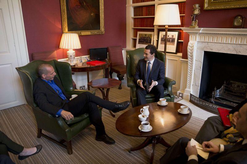 Yunanistan Maliye Bakanı'ndan Londra ziyareti