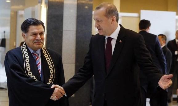 Cumhurbaşkanı Erdoğan yeni AYM üyesinin yemin töreninde