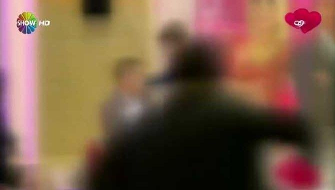 Evleneceksen Gel programında kavga çıktı