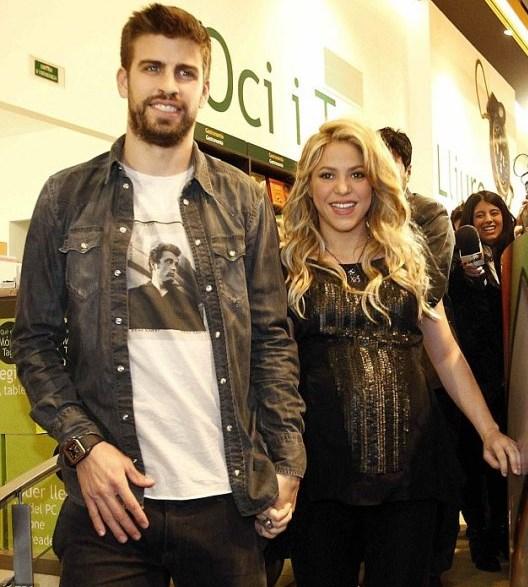Shakira ikinci bebeğinin fotoğrafını paylaştı