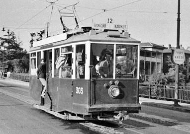 Burhan Felek'ten Eski İstanbul Hikayeleri