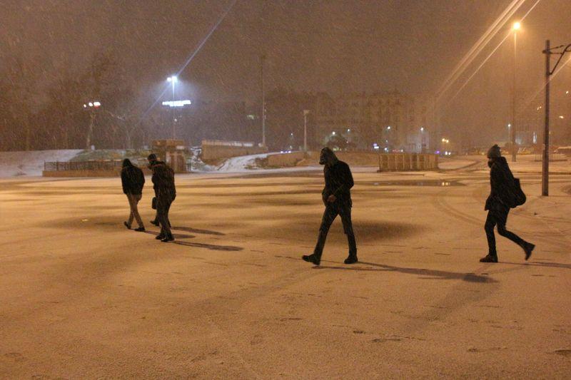 İstanbul'da kar yağışı sürüyor