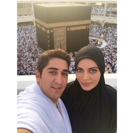 Ceren Hindistan Sevgililer Günü'nde umreye gitti
