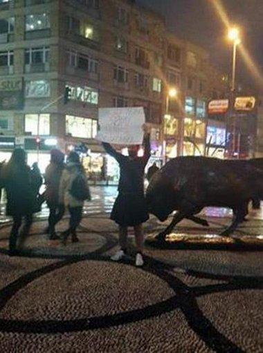 Özgecan Aslan için etekli eylem çağrısı