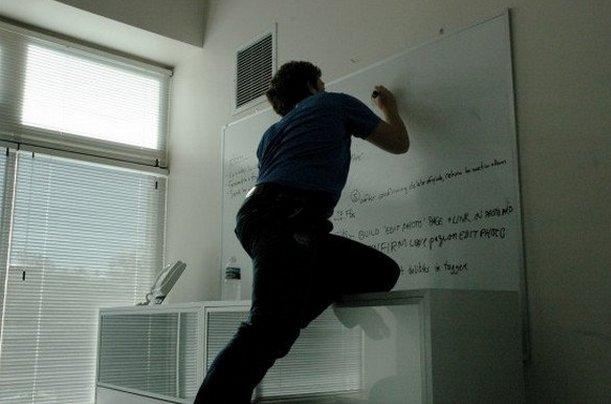 Facebook'un ofisleri görüntülendi