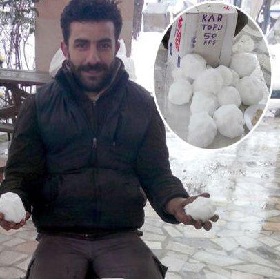 Bursalı girişimci 50 kuruşa kar topu sattı