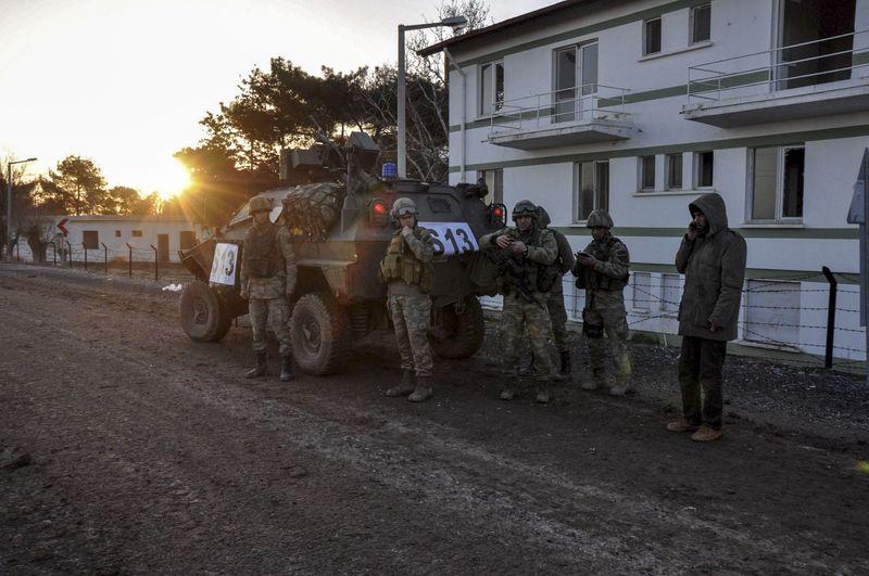 Süleyman Şah operasyonu Türk ordusu Suriye'ye girdi