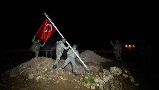 Can Dündar Türk askerlerini ABD askerlerine benzetti