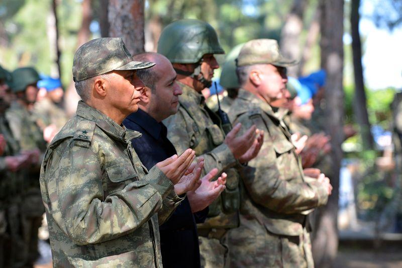 Ecdat yadigarı emanetlere özel tören